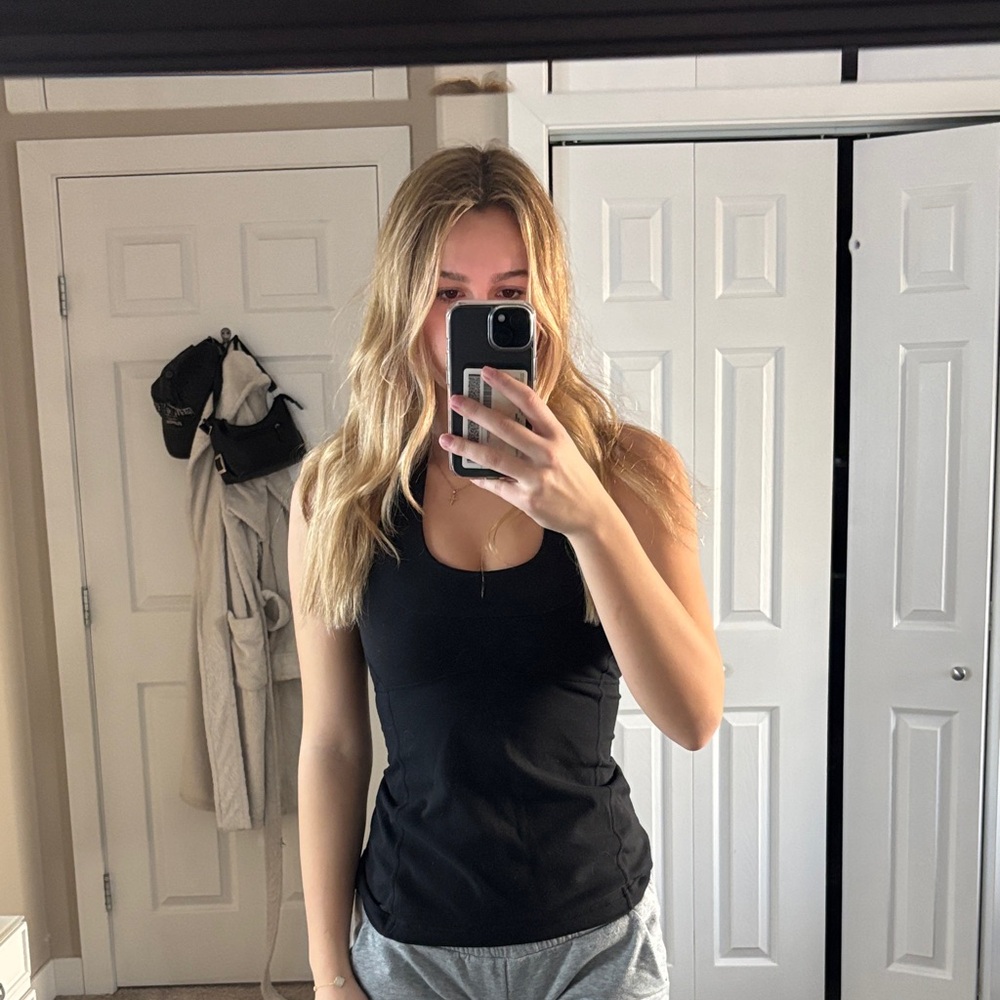Black Lululemon Top